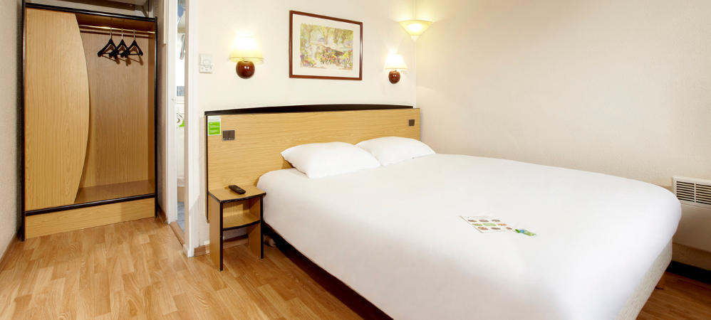 B&B Hotel Roissy - Saint Witz Ex-Campanile Roissy - Saint Witz Екстер'єр фото