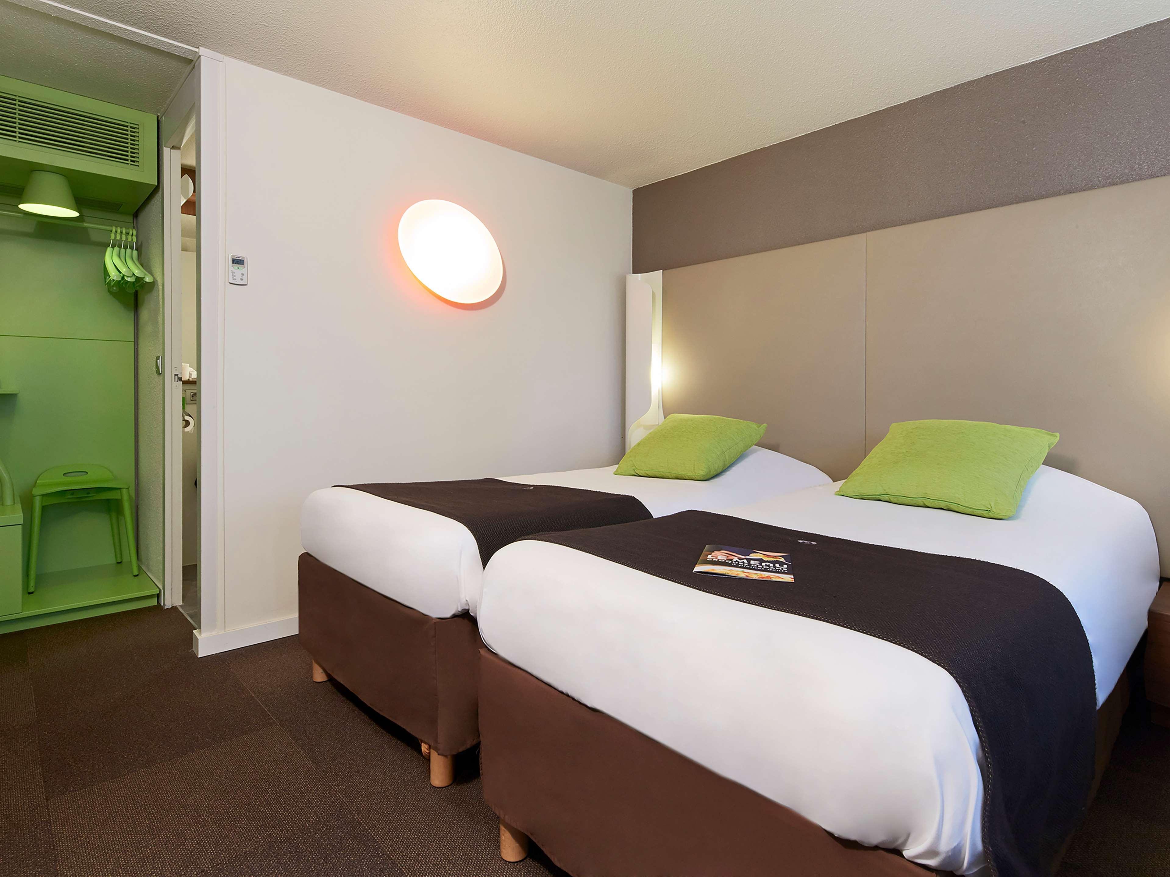 B&B Hotel Roissy - Saint Witz Ex-Campanile Roissy - Saint Witz Екстер'єр фото